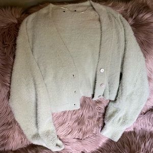 kendall & kylie cropped fuzzy oversized cardigan